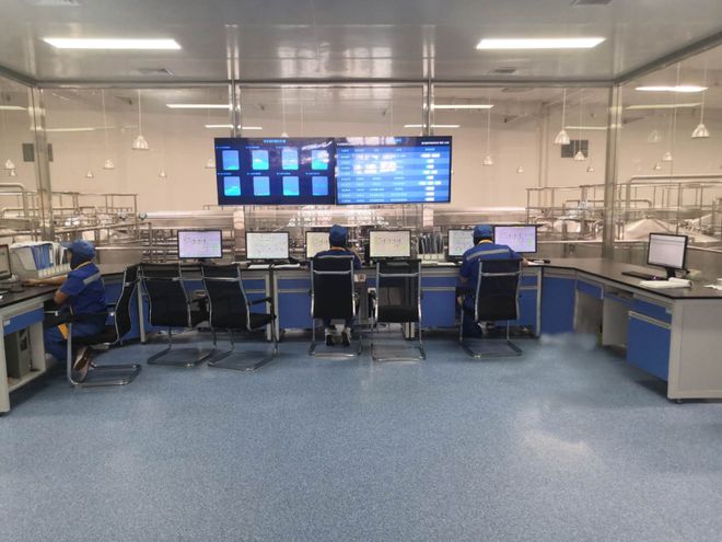 白族天籟·云端回響——歌唱家蘇錦弟個人作品演唱會暨信息系統集成服務新體驗